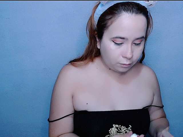 Live sex webcam photo for Maxlayla #292229618