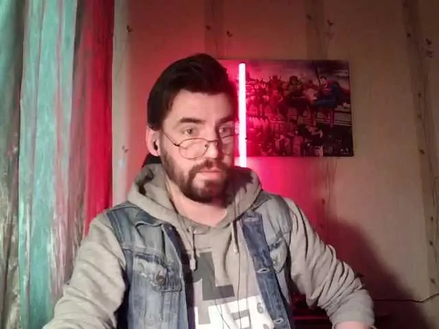 Live sex webcam photo for MaxmarkArt #290512742