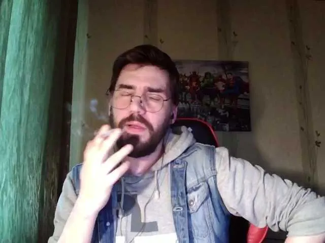 Live sex webcam photo for MaxmarkArt #290593796