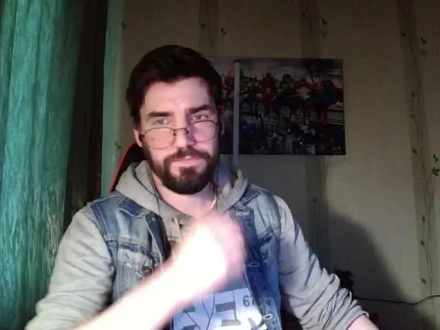 Live sex webcam photo for MaxmarkArt #290599005