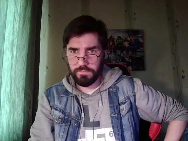 Live sex webcam photo for MaxmarkArt #290619320