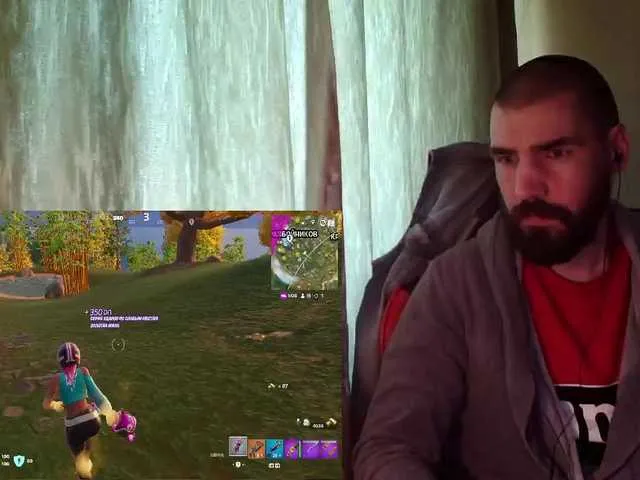 Live sex webcam photo for MaxmarkArt #290805701