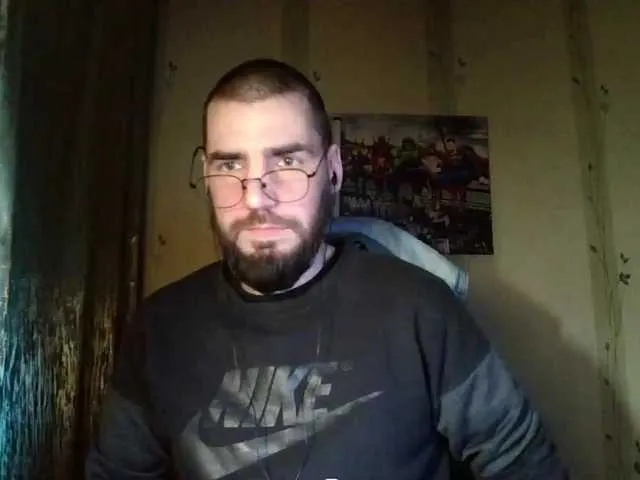 Live sex webcam photo for MaxmarkArt #290877855