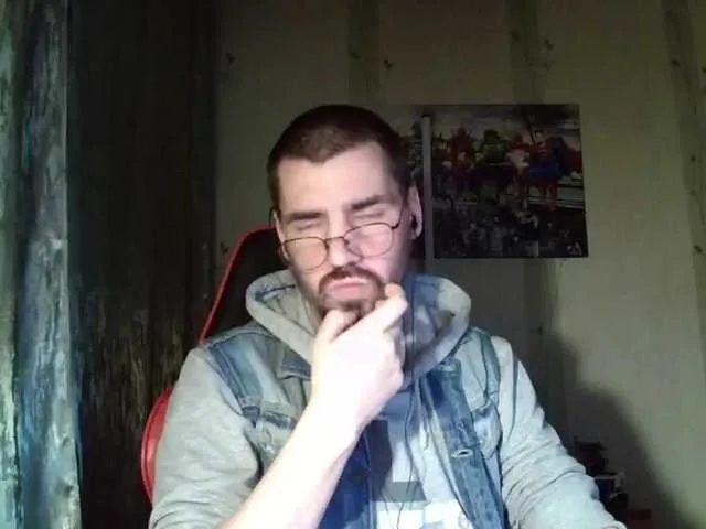 Live sex webcam photo for MaxmarkArt #290992374