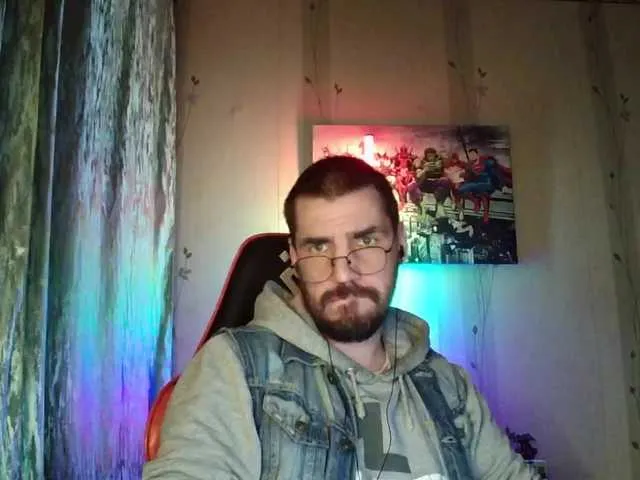 Live sex webcam photo for MaxmarkArt #291032101