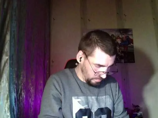 Live sex webcam photo for MaxmarkArt #291040186