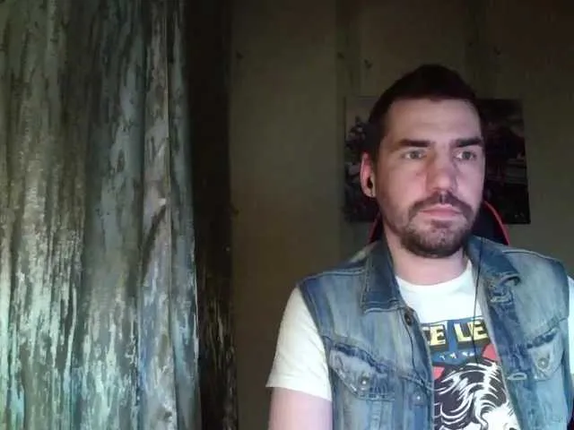 Live sex webcam photo for MaxmarkArt #291170550