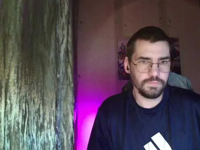Live sex webcam photo for MaxmarkArt #291202069