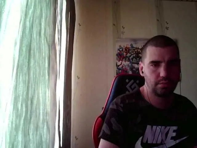 Live sex webcam photo for MaxmarkArt #291653869