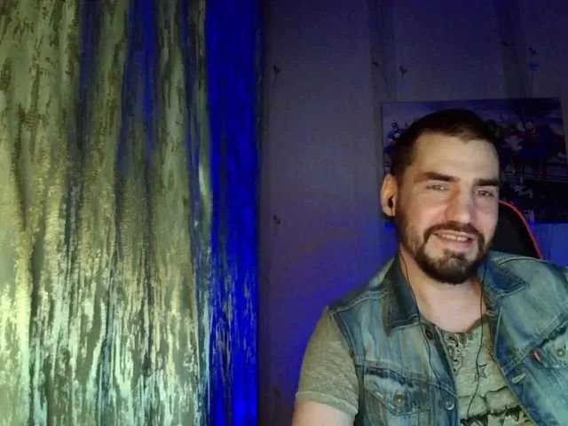 Live sex webcam photo for MaxmarkArt #291773239
