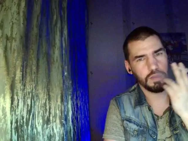 Live sex webcam photo for MaxmarkArt #291774643