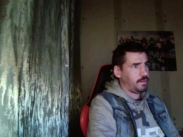 Live sex webcam photo for MaxmarkArt #291949382