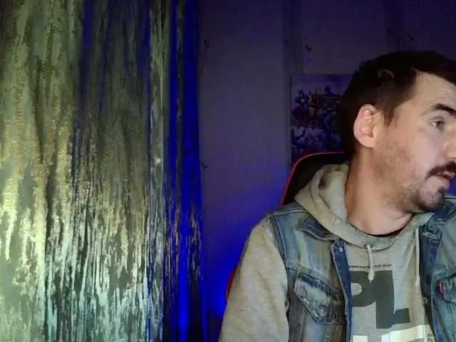 Live sex webcam photo for MaxmarkArt #291951034