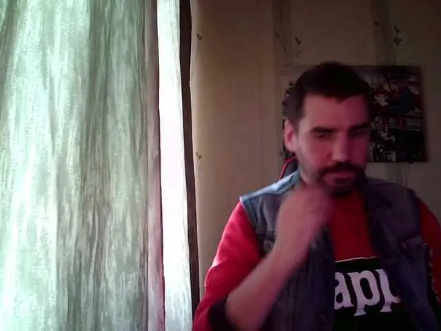 Live sex webcam photo for MaxmarkArt #291985191