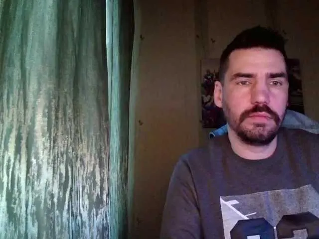 Live sex webcam photo for MaxmarkArt #292101677