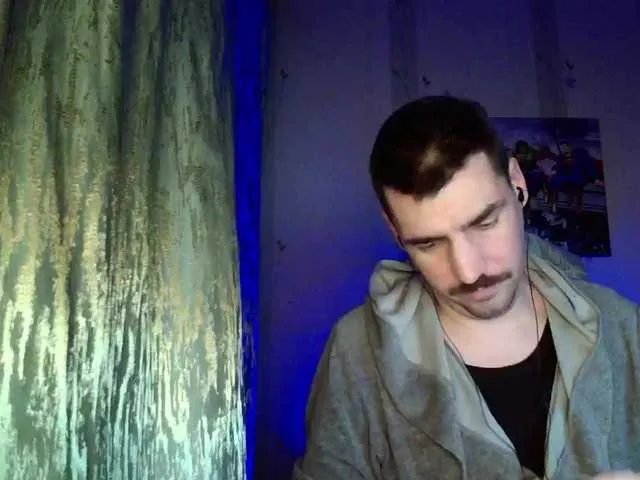 Live sex webcam photo for MaxmarkArt #292108875