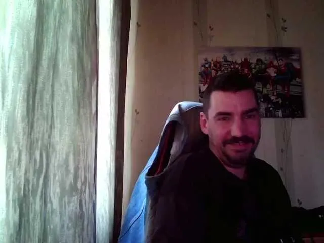 Live sex webcam photo for MaxmarkArt #292147733