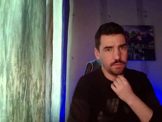 Live sex webcam photo for MaxmarkArt #292266726