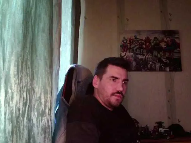 Live sex webcam photo for MaxmarkArt #292268212