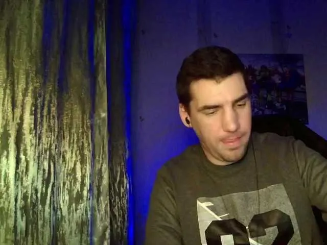 Live sex webcam photo for MaxmarkArt #292316241