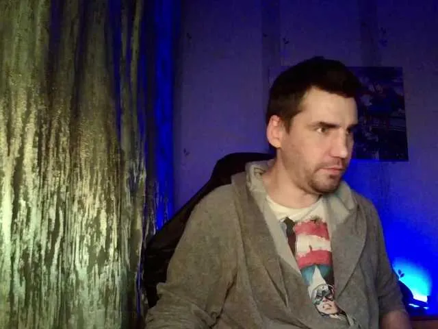 Live sex webcam photo for MaxmarkArt #292344188