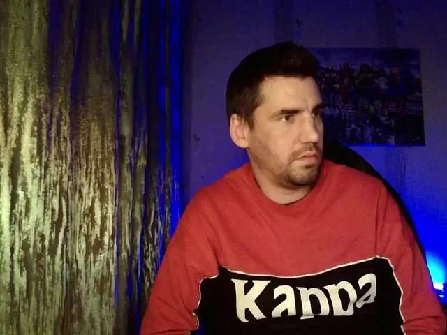 Live sex webcam photo for MaxmarkArt #292363466