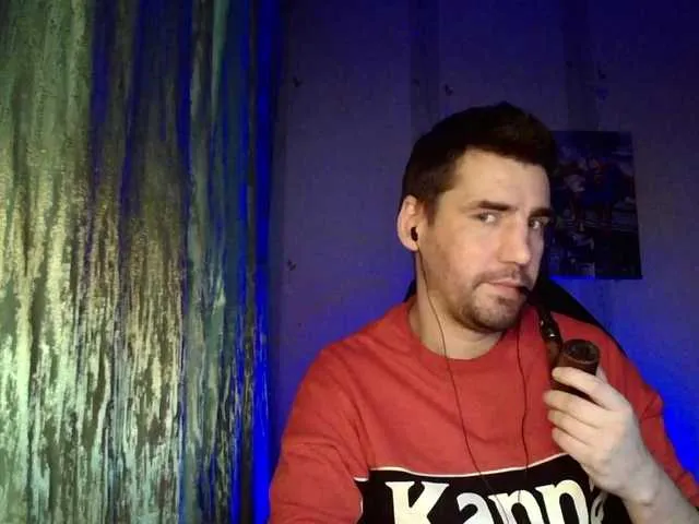 Live sex webcam photo for MaxmarkArt #292367272