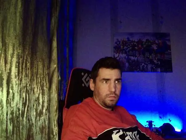 Live sex webcam photo for MaxmarkArt #292372426