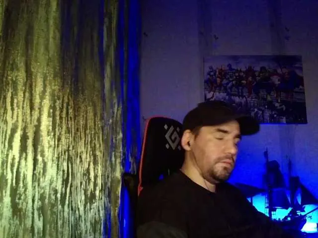 Live sex webcam photo for MaxmarkArt #292391295