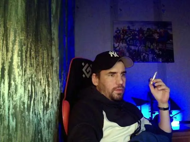 Live sex webcam photo for MaxmarkArt #292406789