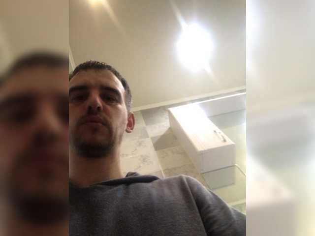 Live sex webcam photo for Maxpein198907 #277475167