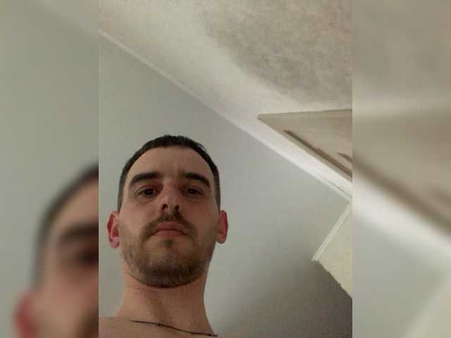 Live sex webcam photo for Maxpein198907 #277638211