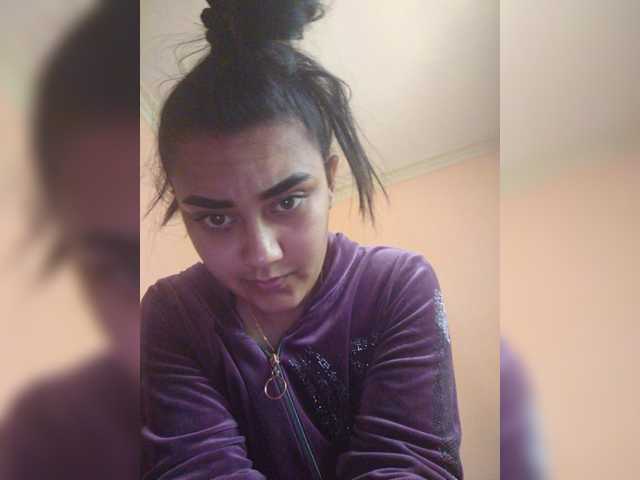 Live sex webcam photo for Maxxy6 #273309075