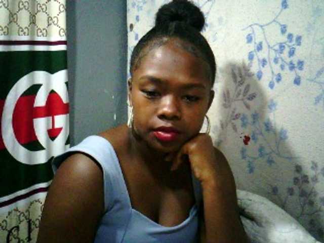 Live sex webcam photo for May-sexy #275479422