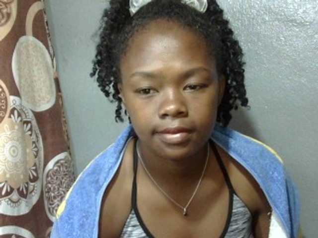 Live sex webcam photo for May-sexy #275528615