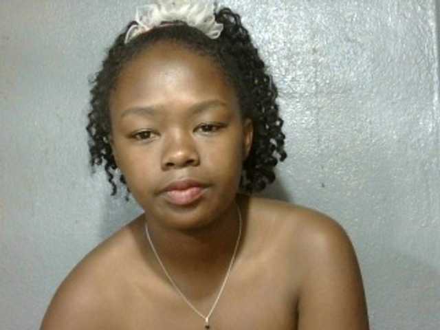 Live sex webcam photo for May-sexy #275537553