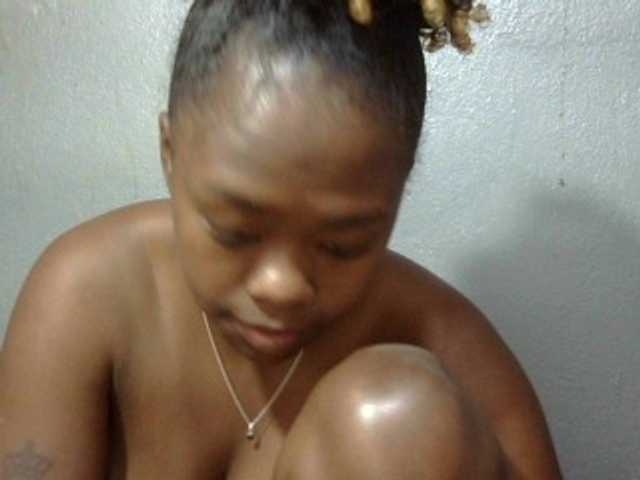 Live sex webcam photo for May-sexy #275587421