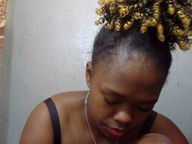 Live sex webcam photo for May-sexy #275589229