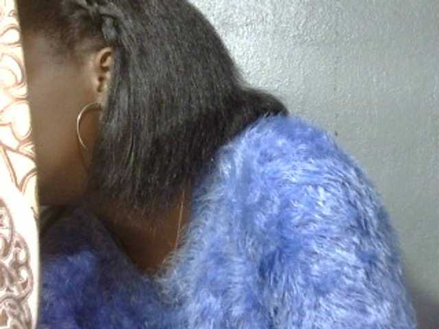 Live sex webcam photo for May-sexy #275606696