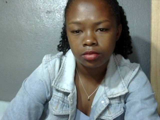 Live sex webcam photo for May-sexy #275686722