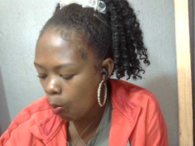 Live sex webcam photo for May-sexy #275706101