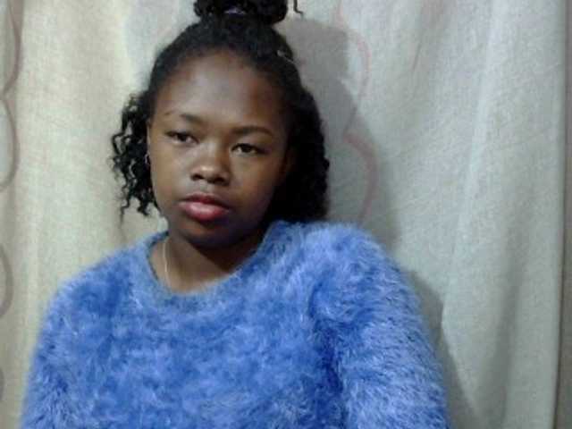 Live sex webcam photo for May-sexy #276033773