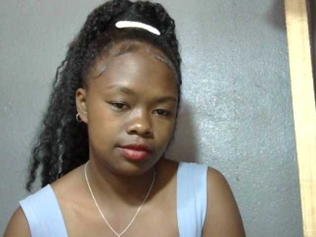 Live sex webcam photo for May-sexy #276202370