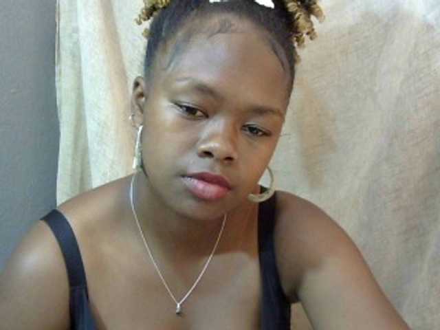 Live sex webcam photo for May-sexy #276225870