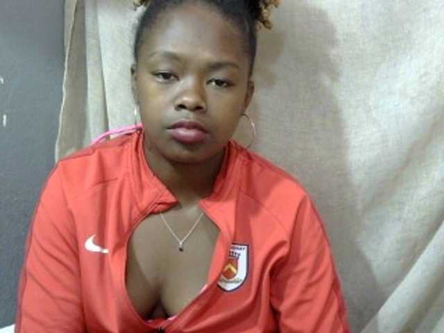 Live sex webcam photo for May-sexy #276274220