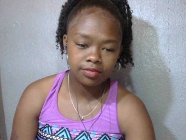 Live sex webcam photo for May-sexy #276415316