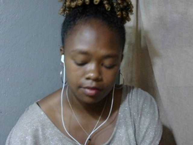 Live sex webcam photo for May-sexy #276460820