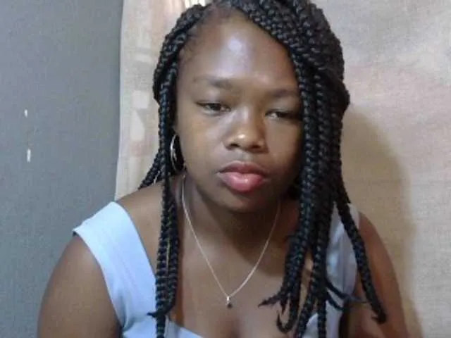 Live sex webcam photo for May-sexy #276487381