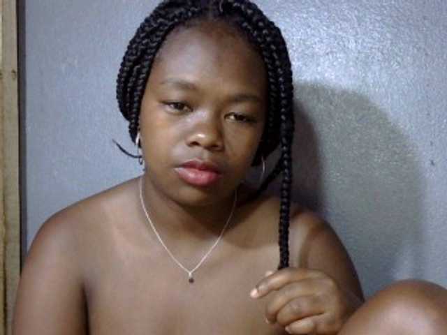 Live sex webcam photo for May-sexy #276538356