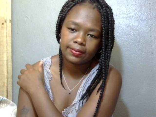 Live sex webcam photo for May-sexy #276578510